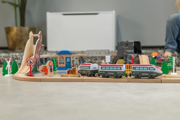 Uitbreidbaar met automatische hogesnelheidstrein