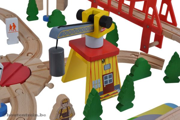 Inclusief hijskraan.