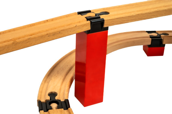 Combineer Duplo met houten treinrails