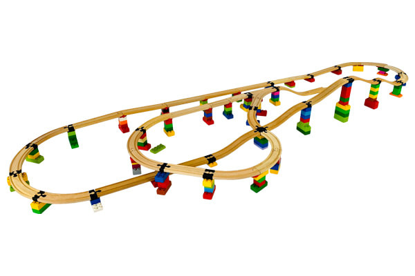 Combineer Duplo met houten treinrails