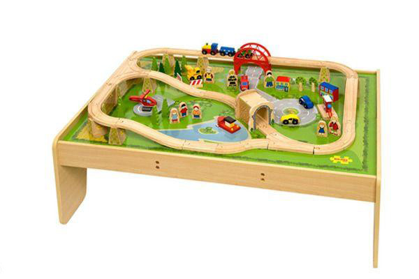 Bigjigs tafel met treinset.