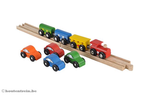 Trein, wagonnetjes en auto's.