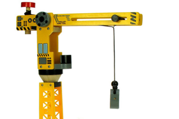 De hijskraan heeft een hoogte van 42 cm